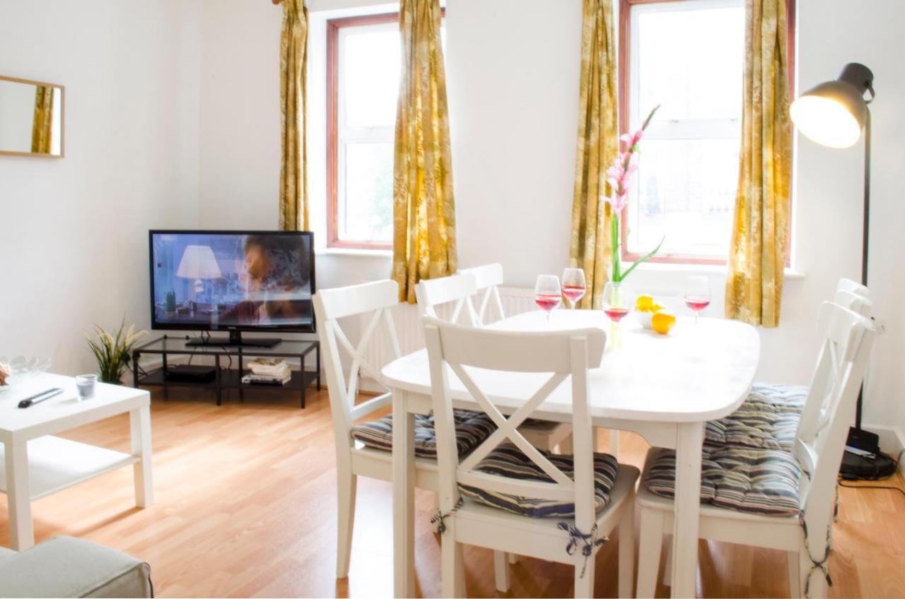 Regents Canal Apartments ロンドン エクステリア 写真