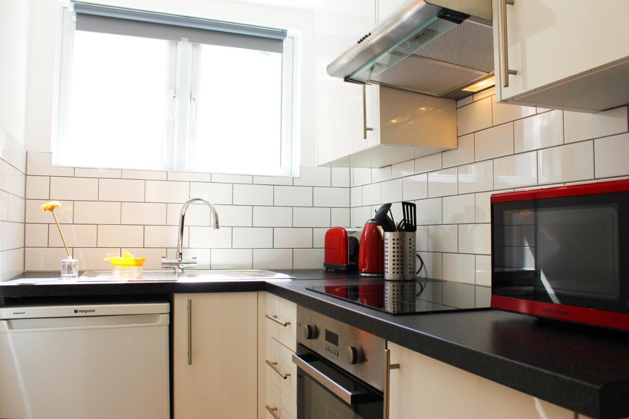 Regents Canal Apartments ロンドン エクステリア 写真